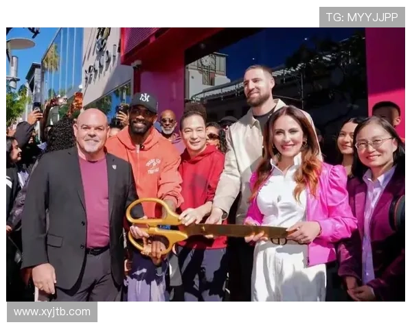 克莱汤普森与安踏达成终身合作协议