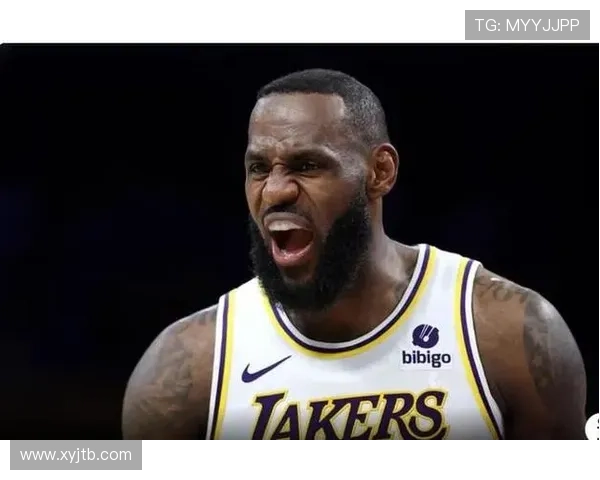 勒布朗书写NBA最老三双传奇